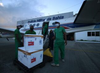 Aeronaves do Estado levam para o interior da Bahia mais 88 mil doses de vacina contra a COVID-19