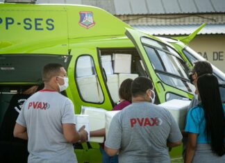 Rio de Janeiro utiliza seis helicópteros para entregar vacinas contra a COVID-19 no Estado