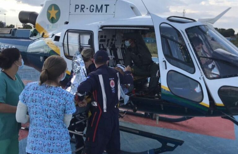 Duas pessoas feridas em acidente de avião no pantanal são resgatadas por bombeiros e equipe do SAMU