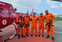 No dia da Aviação de Busca e Salvamento, bombeiros resgatam jovem ferido na Pedra da Gávea, RJ