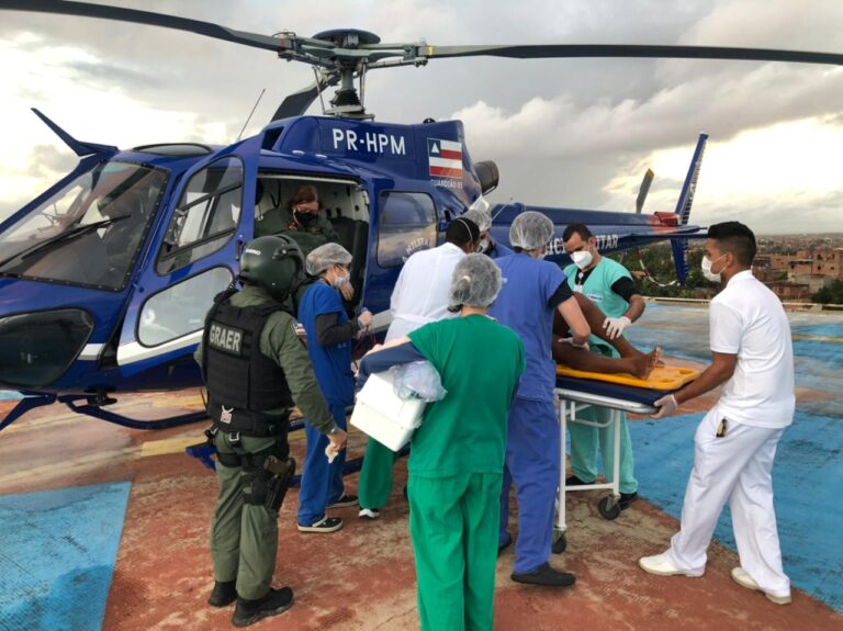 Equipe do GRAER realiza remoção aeromédica de vítima de AVC de Itaparica para Salvador, BA