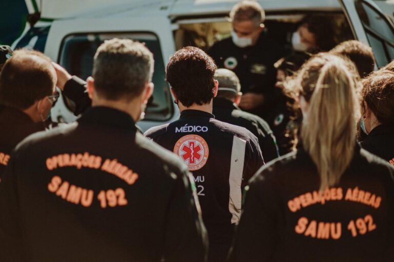 Secretaria da Saúde do Paraná realiza curso para médicos e enfermeiros dos helicópteros de resgate do Estado