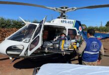 Bombeiros e equipes do SAMU resgatam trabalhador em silo de armazenamento em Floresta, PR