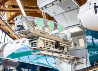 Pilatus passou a oferecer integração da cápsula de isolamento EpiShuttle nas operações aeromédicas