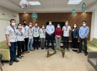 Colaboradores da Unimed Aeromédica recebem medalha “Destaque da Enfermagem Mineira”