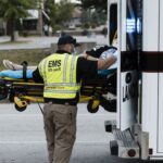 Serviços de emergências médicas dos EUA alertam sobre escassez de mão-de-obra prejudicando o sistema 911