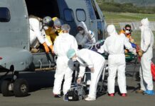 Forças Armadas de Nova Caledônia realiza evacuação aeromédica de pacientes com COVID-19