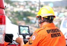 Drones do Corpo de Bombeiros do Rio de Janeiro auxiliam na busca por desaparecidos em Petrópolis