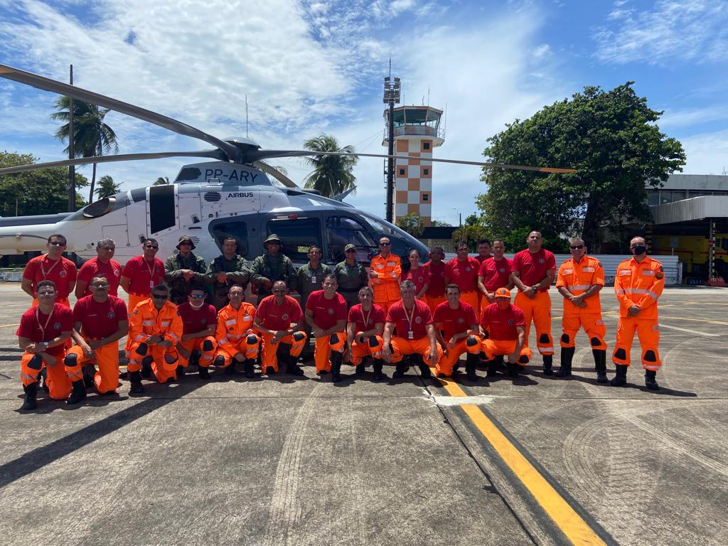 Corpo de Bombeiros RJ promove instrução para militares do Exército