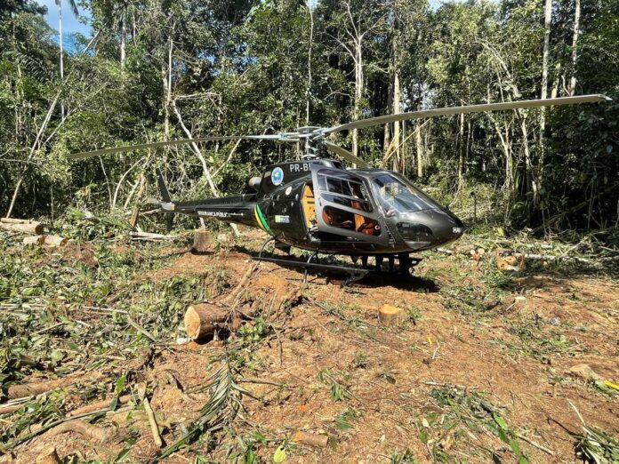 Força-tarefa para resgate de tripulante de aeronave acidentada no Juruá é concluída com êxito