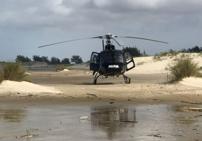Em menos de 24h, surfistas são socorridos pelo serviço aeromédico do SAER/SARASUL em Laguna, SC