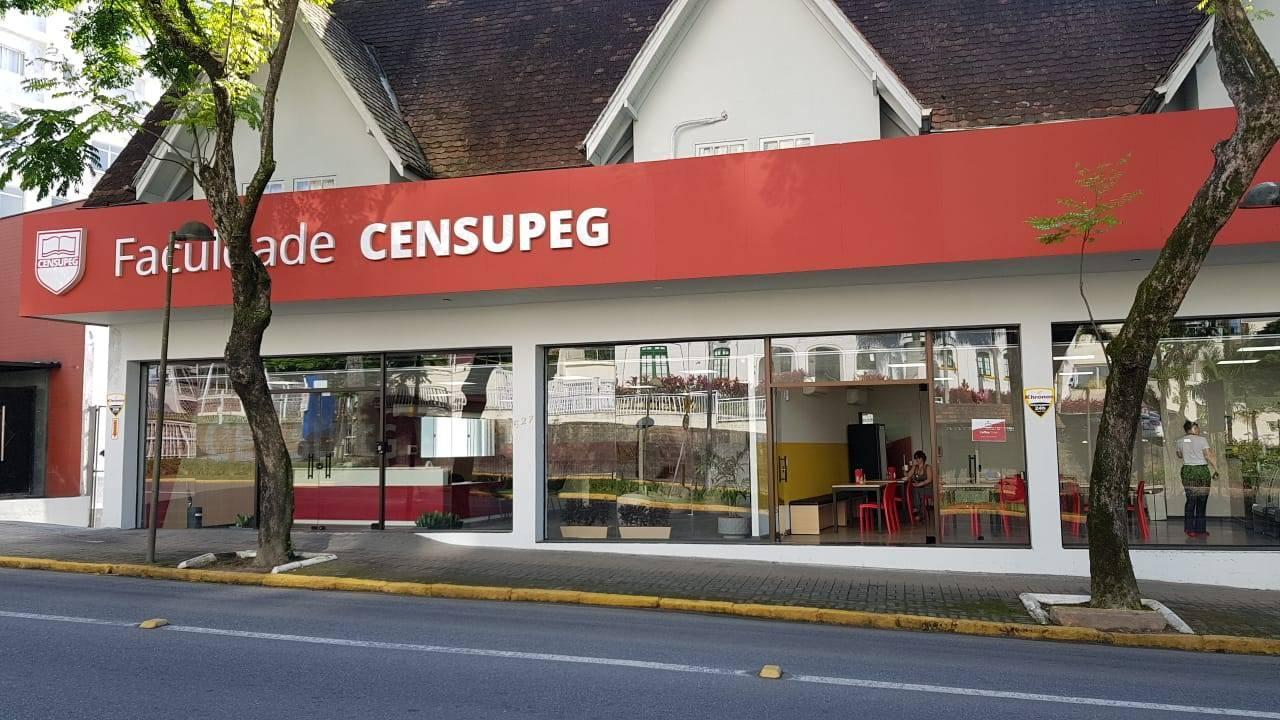 Faculdade CENSUPEG lança turma de pós-graduação em enfermagem aeroespacial em Joinville, SC