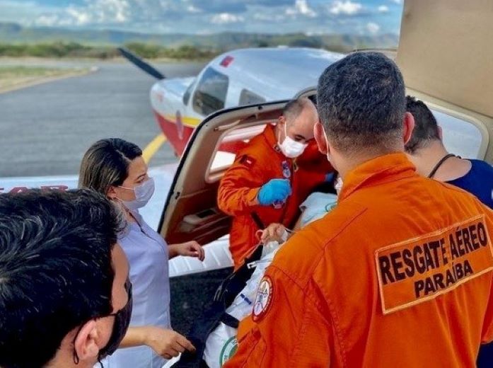 Paraíba disponibiliza UTI aérea e 55 leitos após apagão de energia elétrica do ISEA, em Campina Grande