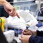 A operadora Children’s Air Ambulance implantou a primeira incubadora em uma aeronave de asa rotativa dedicada.