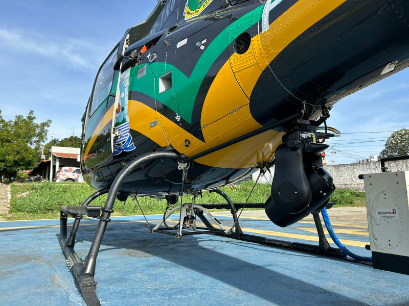 Helicóptero Bell 429 GIGANTE elétrico 
