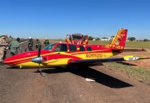 Avião do Corpo de Bombeiros de Goiás faz pouso forçado após problema no trem de pouso