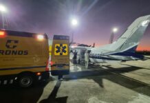 Criança com graves problemas cardíacos é transportada de Maceió para São Paulo