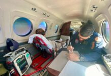 Bombeiros e equipe aeromédica do SAMU transportam paciente da Argentina para hospital de Lages, SC