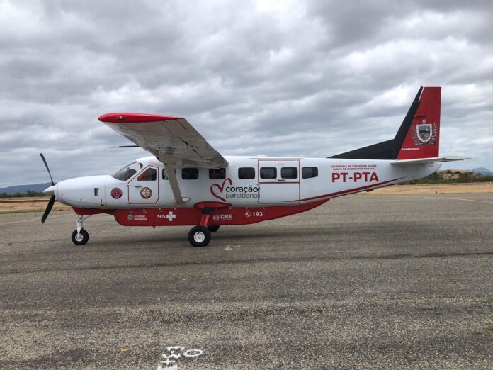 Aeromédico transfere paciente que sofreu infarto no Piauí para realizar cateterismo na Paraíba Aeromédico transfere paciente que sofreu infarto no Piauí para realizar cateterismo na Paraíba