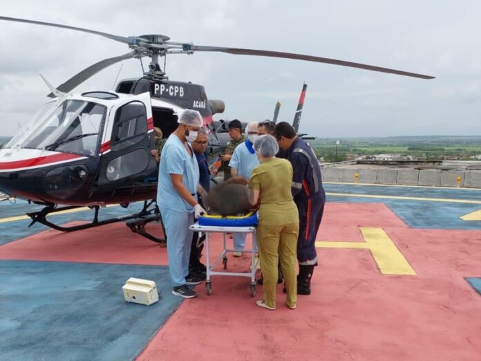 Programa Coração Paraibano realiza transporte aeromédico e salva vida de paciente infartado Programa Coração Paraibano realiza transporte aeromédico e salva vida de paciente infartado