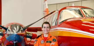Corpo de Bombeiros de Santa Catarina tem a primeira mulher piloto de avião de segurança pública Corpo de Bombeiros de Santa Catarina tem primeira mulher piloto de avião. Foto: soldado Eduardo de Souza.