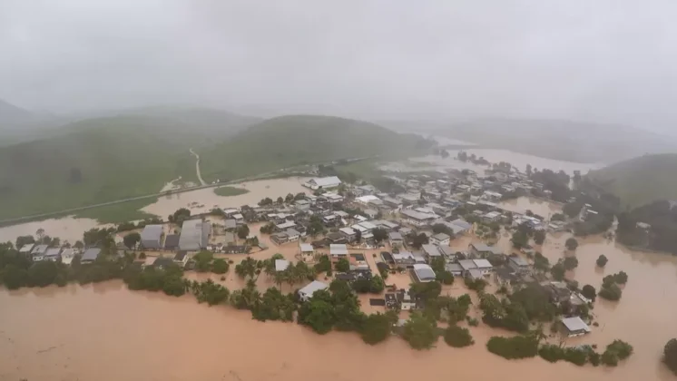 Localidades ficam alagadas no Esp&iacute;rito Santo &mdash; Foto: Divulga&ccedil;&atilde;o/ Notaer