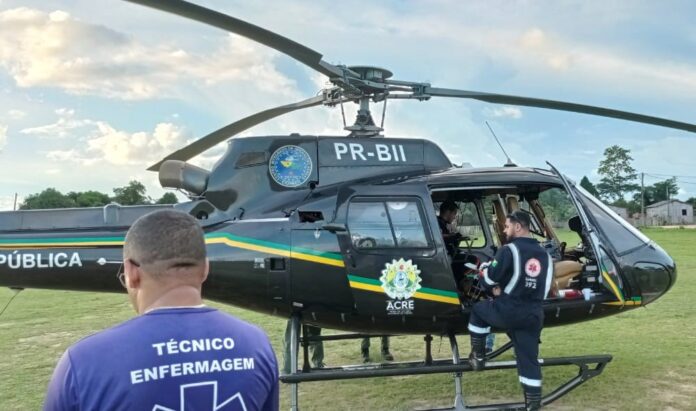 SAMU e CIOPAER realizam resgate aeromédico de vítima de acidente de trânsito em Manoel Urbano, Acre