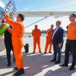 Medula óssea do Canadá é transportada de SC para o RS — Foto: Roberto Zacarias / Secom SC/ Divulgação