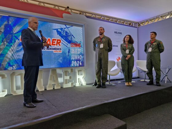 Realizado paralelamente, o 4&ordm; Congresso Aerom&eacute;dico reuniu mais de 300 representantes de 21 estados e 60 organiza&ccedil;&otilde;es e apresentou 37 trabalhos cient&iacute;ficos.