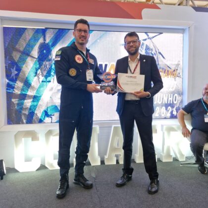 Realizado paralelamente, o 4&ordm; Congresso Aerom&eacute;dico reuniu mais de 300 representantes de 21 estados e 60 organiza&ccedil;&otilde;es e apresentou 37 trabalhos cient&iacute;ficos.