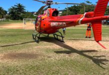 Helicóptero do Corpo de Bombeiros da Bahia transporta vítima de atropelamento em Lauro de Freitas Helicóptero do Corpo de Bombeiros da Bahia transporta vítima de atropelamento em Lauro de Freitas