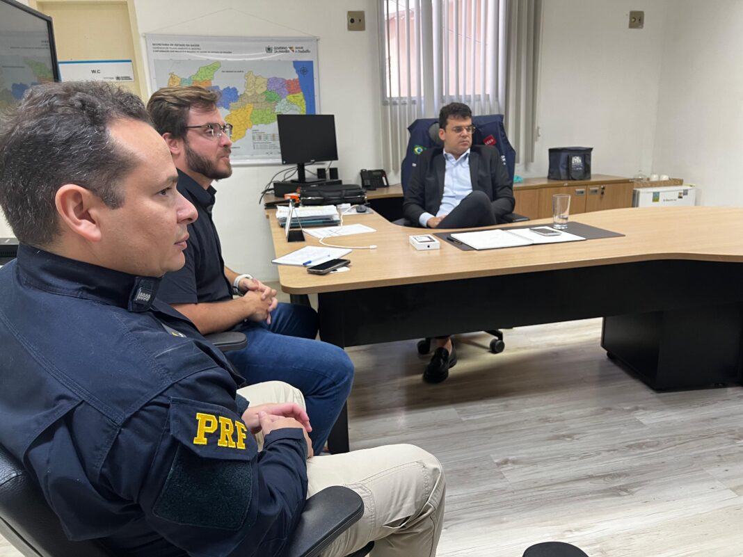 PRF e Secretaria de Saúde da Paraíba unem forças para fortalecer o atendimento médico nas rodovias federais PRF e Secretaria de Saúde da Paraíba unem forças para fortalecer o atendimento médico nas rodovias federais