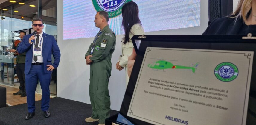 Superintendência de Operações Aéreas do Rio de Janeiro recebe homenagem durante LABACE. Foto: Eduardo Beni.