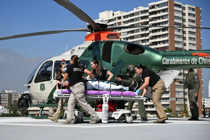 Carabineros de Chile facilitando uma operação HEMS. Carabineros de Chile facilitando uma operação HEMS.