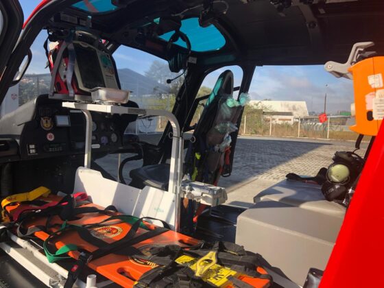 Helic&oacute;ptero AS350B2 - Arcanjo 03 do BOA com o kit aerom&eacute;dico certificado.