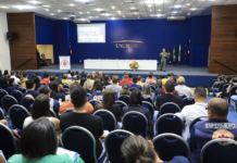 Equipes de Urgência e Emergência participam de capacitação sobre serviço aeromédico em Curitiba II Jornada Aeromédica do SAMU Curitiba, na Unibrasil. Foto: José Fernando Ogura/SMCS.