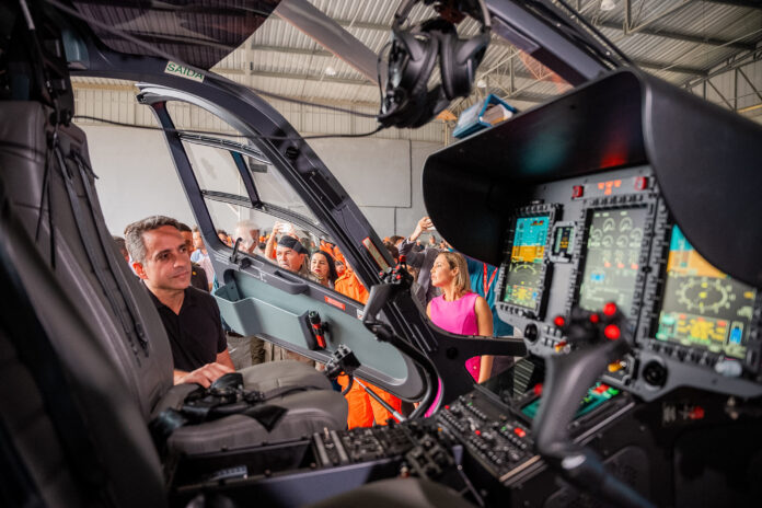 Novo helicóptero H135 reforça serviço aeromédico do SAMU Alagoas. Foto: Edvan Ferreira / Agência Alagoas Novo helicóptero H135 reforça serviço aeromédico do SAMU Alagoas. Foto: Edvan Ferreira / Agência Alagoas