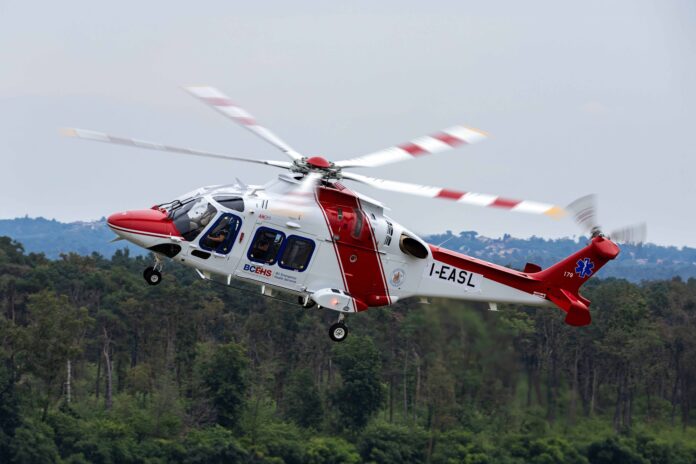 perações aeromédicas em nome dos Serviços de Saúde de Emergência da Colúmbia Britânica (BCEHS) perações aeromédicas em nome dos Serviços de Saúde de Emergência da Colúmbia Britânica (BCEHS)
