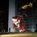 Sob forte nevoeiro, o helicóptero H135 colidiu com o 4º andar do Hospital de Treinamento e Pesquisa de Mugla durante a decolagem.