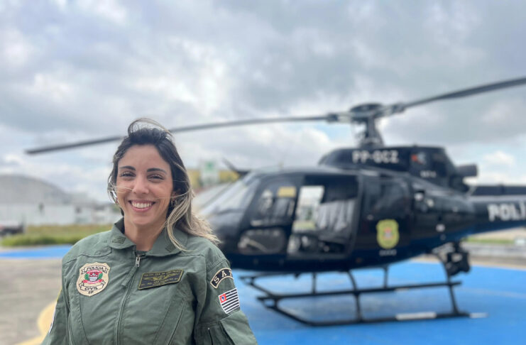 Conheça a primeira mulher a pilotar o helicóptero da Polícia Civil de São Paulo