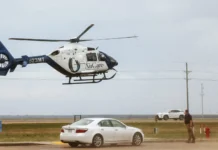 Acidente com helicóptero aeromédico deixa 3 mortos no Mississippi, EUA Um dos quatros helicópteros do programa AirCare do Centro Médico da Universidade do Mississippi.