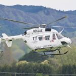 BK117 utilizado em resposta à devastação causada pelo ciclone Gabrielle. Seus esforços foram amplamente ajudados por helicópteros extras e membros da tripulação de Otago e Taupo. Foto de Liam Clayton.
