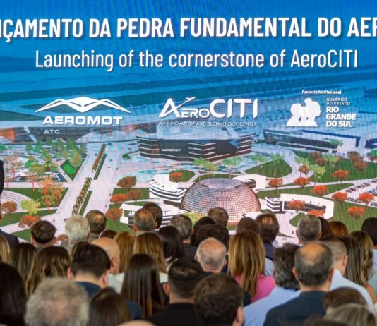 Aeromot lança Pedra Fundamental do AeroCITI, anuncia avião movido a etanol e a produção do Diamond DA 62 MPP
