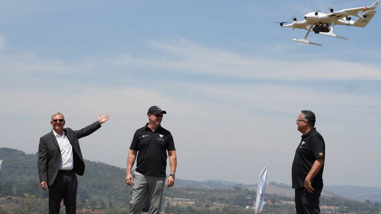 Drone usado para entregas de supermercado na Europa e ações humanitárias em diversos países é apresentado ao mercado brasileiro