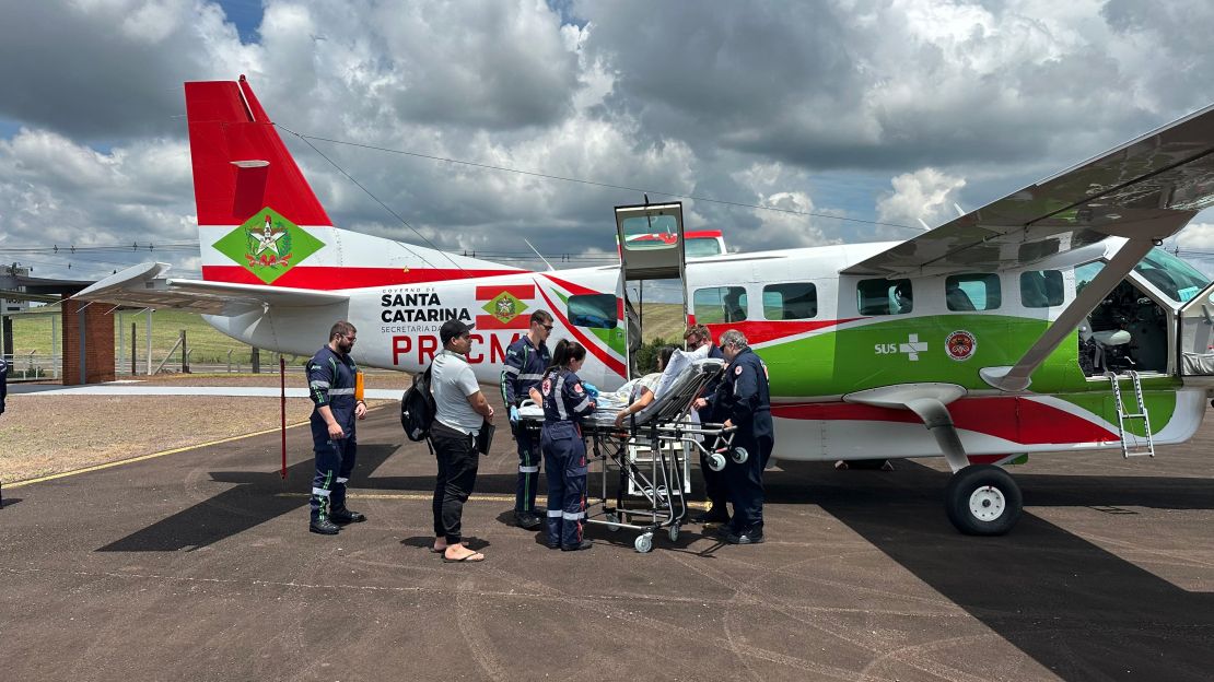 63E583A5-305C-43E3-85AF-AF4BD8AF0B64