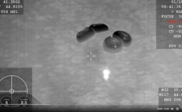 Quatro astronautas retornam à Terra após evacuação médica da Estação Espacial Internacional