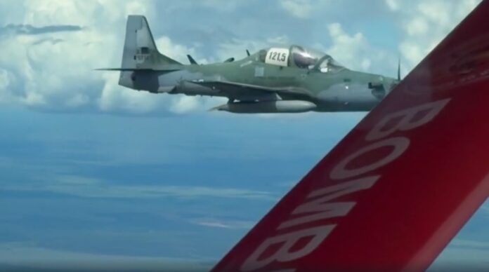 Em ação de rotina, FAB intercepta avião do Corpo de Bombeiros durante transporte aeromédico Em ação de rotina, FAB intercepta avião do Corpo de Bombeiros durante transporte aeromédico