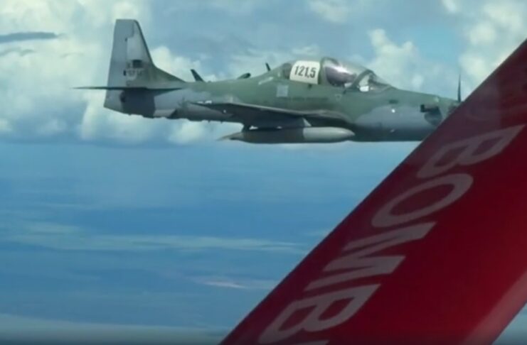 Em ação de rotina, FAB intercepta avião do Corpo de Bombeiros que realizava transporte aeromédico Em ação de rotina, FAB intercepta avião do Corpo de Bombeiros durante transporte aeromédico