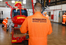 Governo de Minas Gerais entrega helicóptero AW119 Koala ao Corpo de Bombeiros Militar