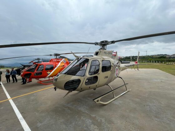 Secret&aacute;rio da Seguran&ccedil;a e dirigentes da PM, PC e Bombeiros realizam inspe&ccedil;&atilde;o t&eacute;cnica em novos helic&oacute;pteros. Foto: Alberto Maraux, Governo da Bahia.